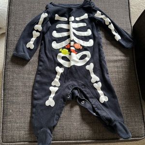 *4/$13* Carters Halloween Skeleton pajamas